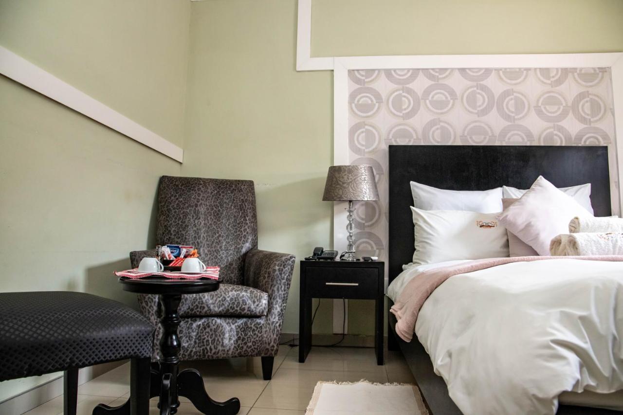 A-Z Boutique Guesthouse Windhoek Eksteriør bilde