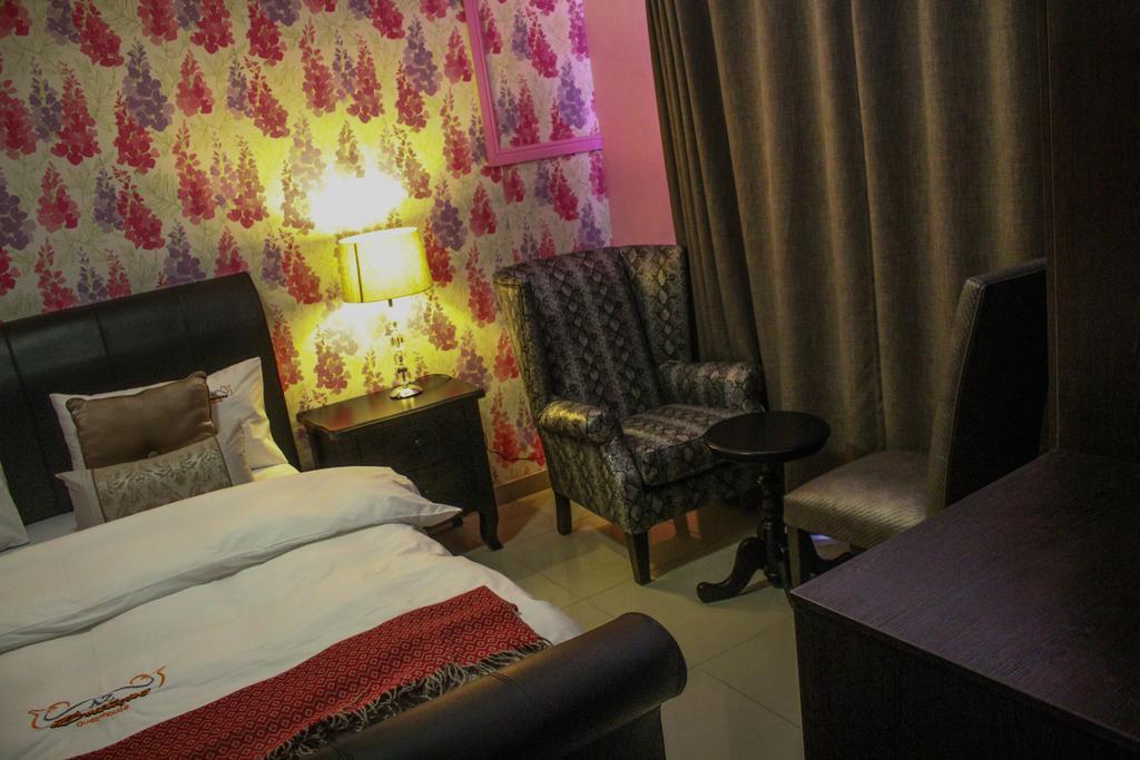 A-Z Boutique Guesthouse Windhoek Eksteriør bilde
