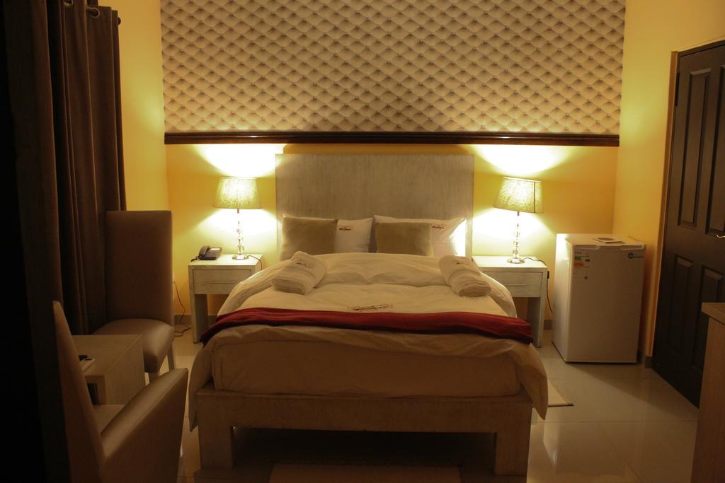 A-Z Boutique Guesthouse Windhoek Eksteriør bilde