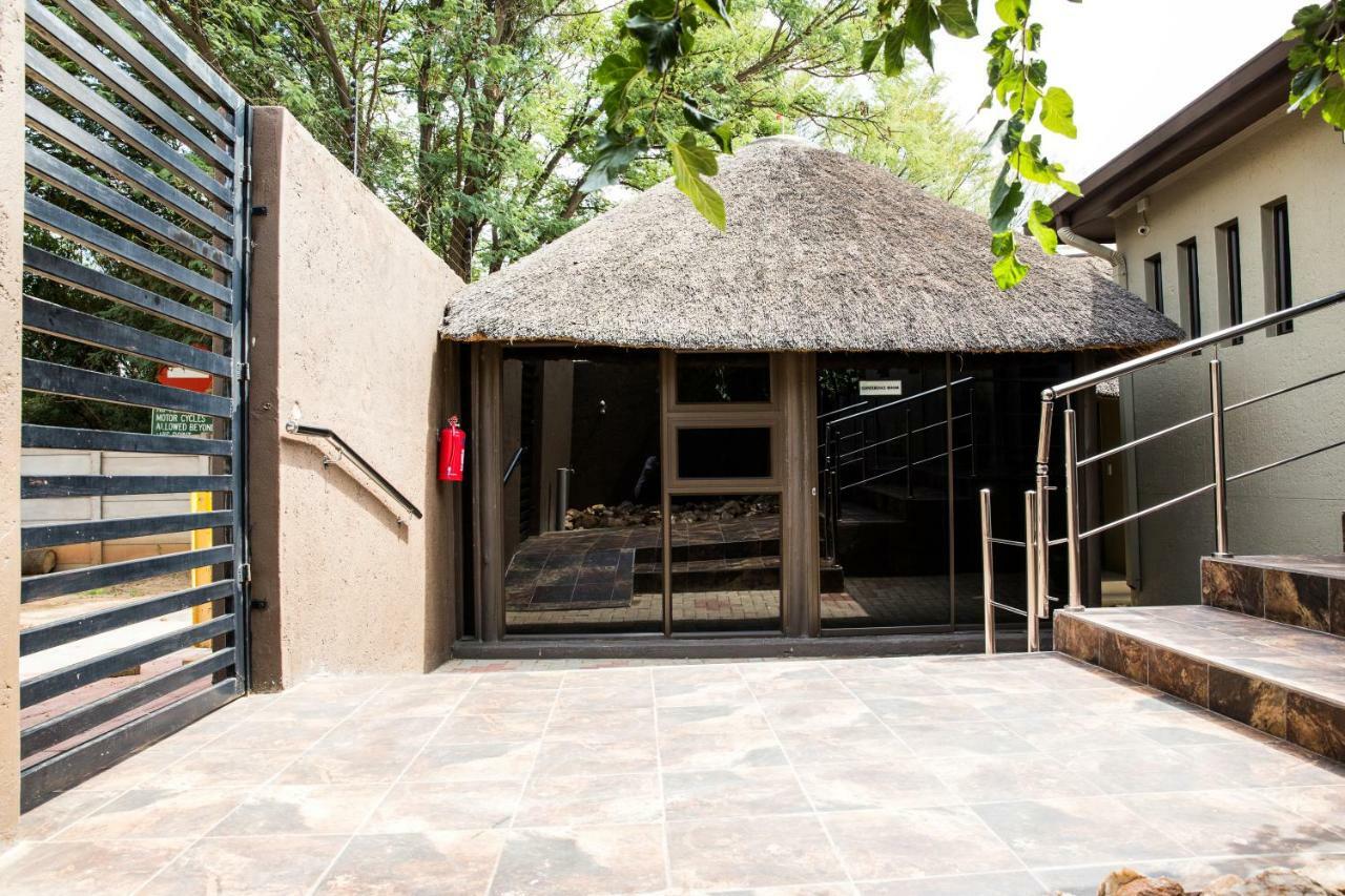 A-Z Boutique Guesthouse Windhoek Eksteriør bilde