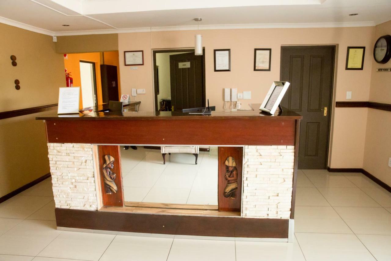 A-Z Boutique Guesthouse Windhoek Eksteriør bilde